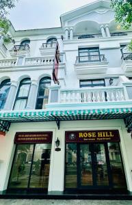 Rose Hill Apartment