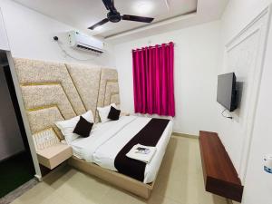 Hotel Mero Vrindavan Near Prem Mandir