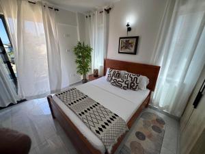 Azera Homes