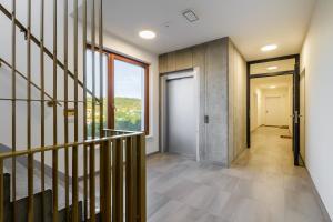 Maroldka Modern Apartment with Terrace & Private Garage