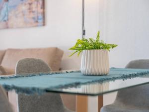 Port Royale Beverly Apartment