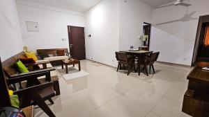 Modern Apartment Hosting by Avora Residences