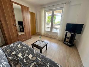 Studio Beachfront in Jadranovo 55359