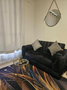 Executive Deluxe Studio Apartment In Rosebank