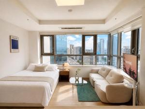 Cheongdam sky 10