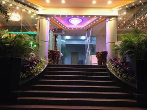 Hyders Park The Business Hotel