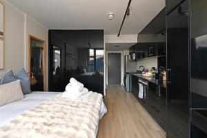 Cozy Studio Retreat, Hotel-Style Comfort at The Tokyo