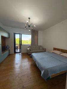 Bazaleti Lake Family Apartment