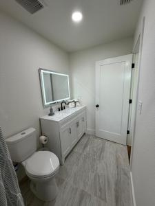 New Denton Retreat Near UNT 2-Car Garage 2101