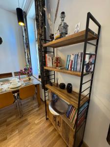 Central Golden Apartment