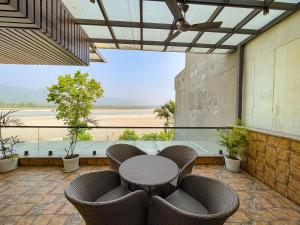 Ganga Euphoria - A Luxury Villa on the Ganges