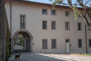 La casa sul fiume in unantica cappella