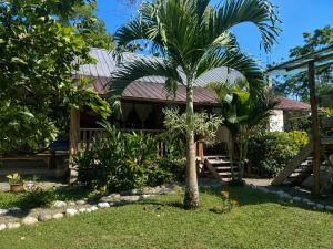 Leons House