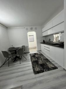 Spacious apartment in the mountains!