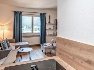 Apartment Chesa Sonnalpine B 55-7 by Interhome