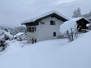 Apartment Adele Appartement-Fewo- Dusche oder Bad- WC 4 1-2 Zimmerwohnung- 6-Betten by Interhome