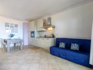 Apartment Sunset House Isola Rossa by Interhome