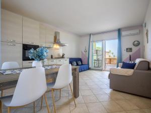 Apartment Sunset House Isola Rossa by Interhome