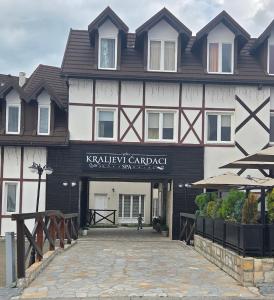 Kraljevi Čardaci - Vaš Odmor
