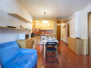 Apartment Ai Pascoli by Interhome