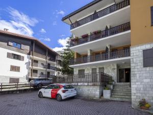 Apartment Ai Pascoli by Interhome