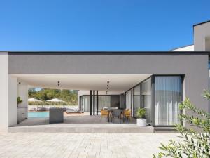 Holiday Home Villa H2 by Interhome