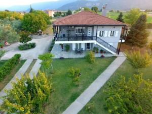 Meteora countryside villa