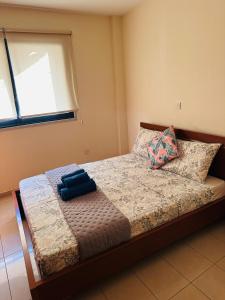 Apartment with balcony near beach