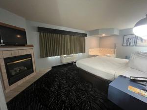 AmericInn by Wyndham Lincoln North