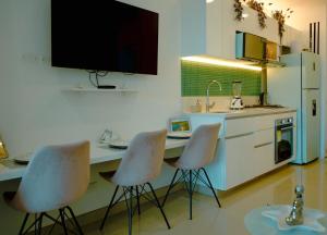 Brisa del Mar - Luxury Top-Floor Apartment