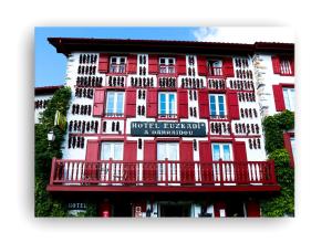 Hotels Hotel Euzkadi : photos des chambres