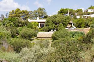 Villa Patrizia con Piscina e parco area Chia
