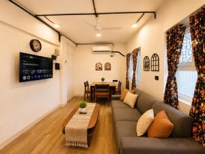 Charming 1BHK in Bandra West Near Carter Road by Trivana Haven Stays