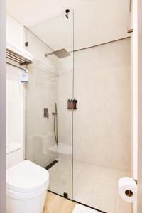 Blues Suites Laureles