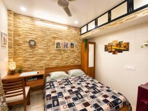 Modern Studio Retreat Carter Road Bandra West by Trivana Haven Stays