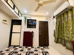 Modern Studio Retreat Carter Road Bandra West by Trivana Haven Stays