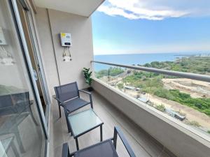 Apartaloft Frente al Mar & Piscinas | Don Jaca