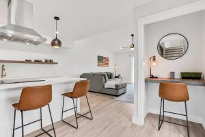 2BR 2B Get Away-Walk to St Aug