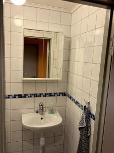 Källarlägenhet på centrala Smögen