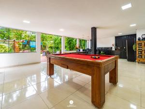 Casa com Piscina em Governador Celso RamosSC