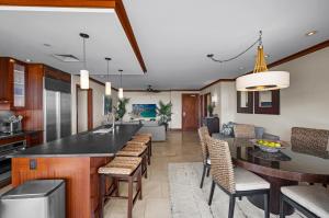 Ko Olina Beach Villas Ocean View Condo 2BR Sleeps 6 - 10th Floor B1003