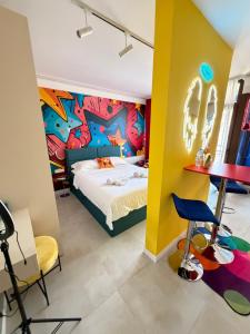 New! THE YELLOW BOOM! Designer Studio