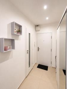 Bright & Cozy Studio with Free Parking