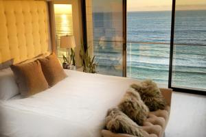 Luxury Oceanfront Condo