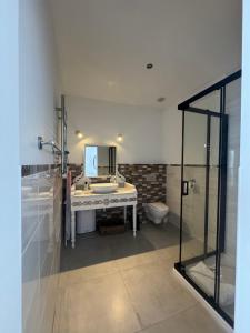Casa Luz - Entire Villa with Private Pool & Sun Terrace