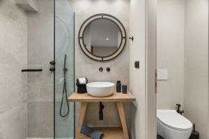 ESTER Acropolis 25