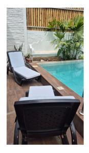 CASA CON PISCINA EN OLON A 3 Cuadras DE LA PLAYA