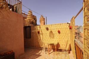 Riad clove