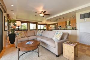 OceanFront Tropical Getaway w Ocean Views - Kaanapali Alii 456