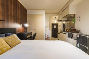 Shin-Nakano Apartment #105